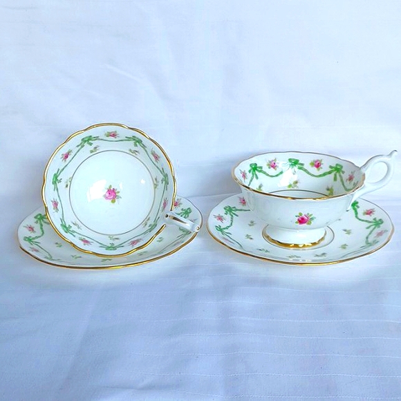 Coalport Vintage Made in England "Ribbons and Roses" Teacups & Saucers - Picture 1 of 13